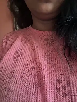 Snapshot of YOURMISTHI chatting on October 2025 04:04:02 AM YOURMISTHI online show from October 2025 04:04:02 AM