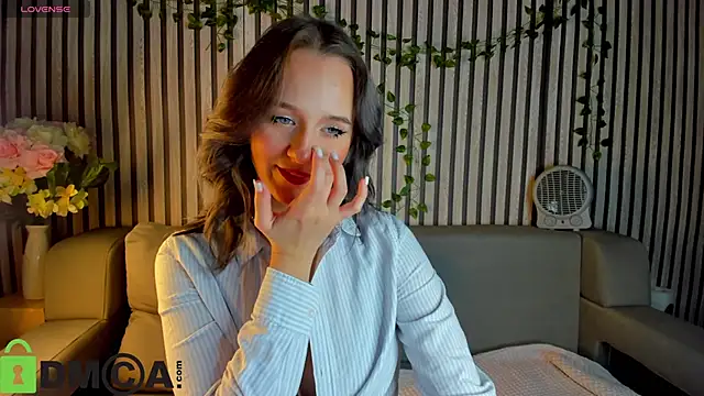 Snapshot of Casey_Sweeet chatting on November 2025 05:33:02 PM Casey Sweeet online show from November 2025 05:33:02 PM