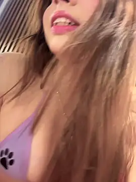 Snapshot of Anita-vega chatting on February 2026 09:22:01 PM Anita-vega online show from February 2026 09:22:01 PM