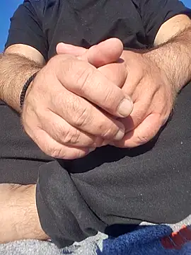 Nesch82 online show from February 2026 01:56:01 PM