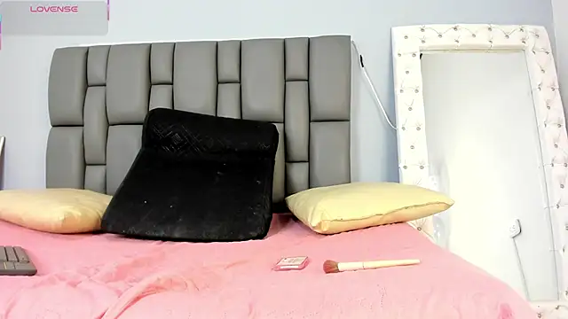  jasmine blush online show from September 2025 12:32:02 PM