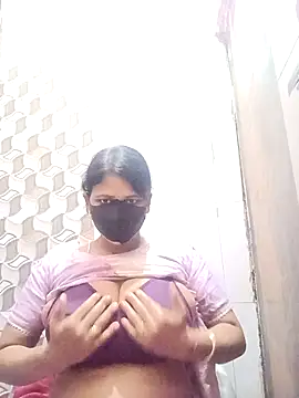 Snapshot of varnika chatting on December 2025 07:53:02 PM varnika online show from December 2025 07:53:02 PM