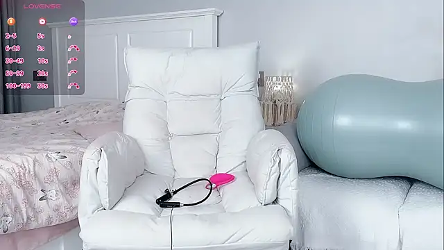 B-Yaya online show from October 2025 03:51:02 PM