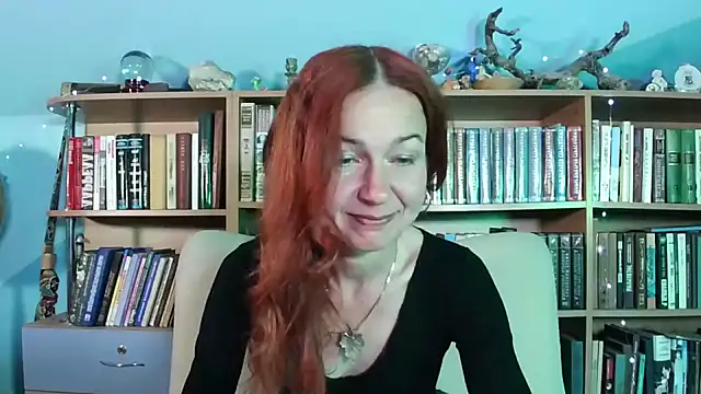 Foxilady357 online show from May 2026 02:01:01 PM