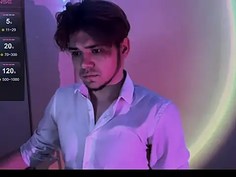 Snapshot of 1RobertTT chatting on September 2025 08:52:02 PM 1RobertTT online show from September 2025 08:52:02 PM