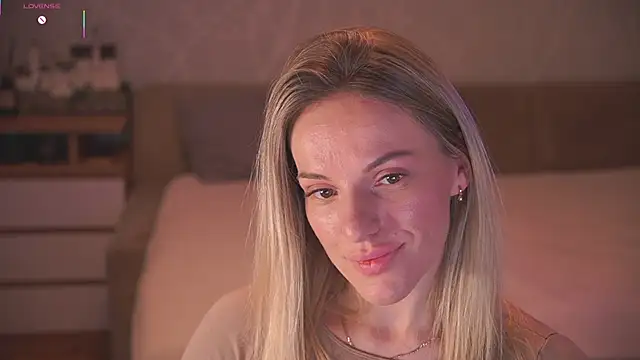 Vanille Mystery online show from March 2026 10:00:02 PM