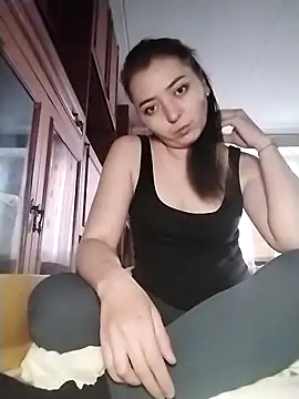 Viktoriia27 online show from April 2026 03:50:01 PM