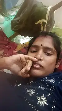 Guriya0076 online show from November 2025 04:39:01 PM