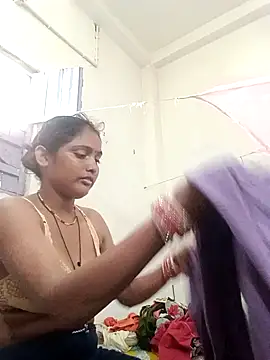 Snapshot of Guriya0076 chatting on May 2026 01:02:04 AM Guriya0076 online show from May 2026 01:02:04 AM