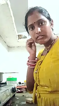Snapshot of Guriya0076 chatting on May 2026 02:33:01 PM Guriya0076 online show from May 2026 02:33:01 PM