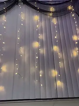 moan4mona online show from September 2025 04:22:01 AM