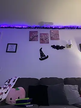 moan4mona online show from October 2025 03:18:02 AM