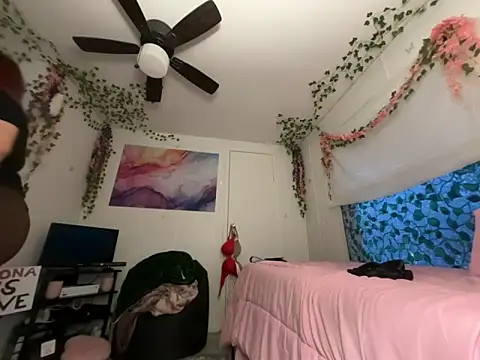 moan4mona online show from April 2026 01:53:01 AM