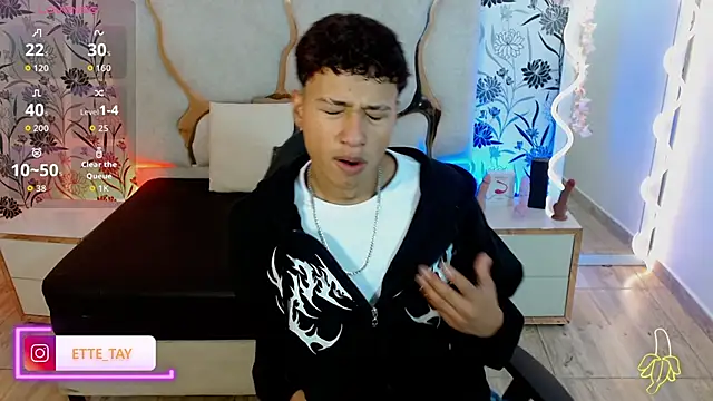 Snapshot of Ette_tay chatting on November 2025 03:19:01 AM Ette tay online show from November 2025 03:19:01 AM