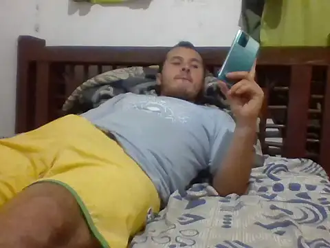 santiii   12 online show from January 2026 01:54:02 AM