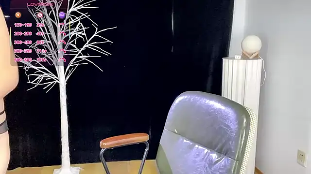 xiaoyue8888 online show from October 2025 01:49:01 AM