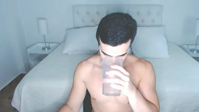 mr hunterx online show from March 2026 02:06:02 AM