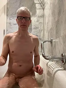 Snapshot of SexyLeon8 chatting on February 2025 10:54:01 PM SexyLeon8 online show from February 2025 10:54:01 PM