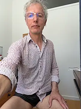 SexyLeon8 online show from May 2026 01:48:01 PM