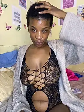 Caramel Mellow online show from October 2025 08:05:02 PM