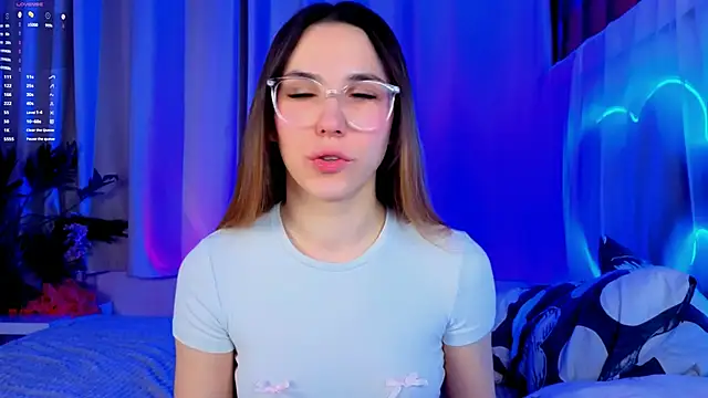 -CindyLou online show from December 2025 05:26:02 AM