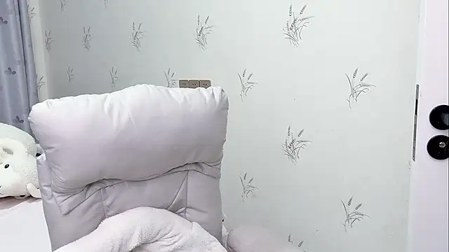 puppy-999 online show from April 2026 02:15:02 PM