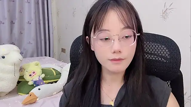 Snapshot of puppy-999 chatting on May 2026 01:20:02 PM puppy-999 online show from May 2026 01:20:02 PM