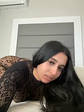 Snapshot of LilMisIndianx chatting on November 2025 09:42:02 AM LilMisIndianx online show from November 2025 09:42:02 AM