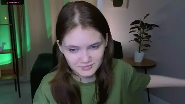 Snapshot of Dilara_xBaby chatting on April 2026 02:07:02 PM Dilara xBaby online show from April 2026 02:07:02 PM