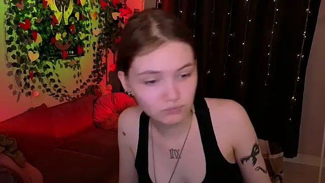 Snapshot of Dilara_xBaby chatting on May 2026 02:14:01 PM Dilara xBaby online show from May 2026 02:14:01 PM