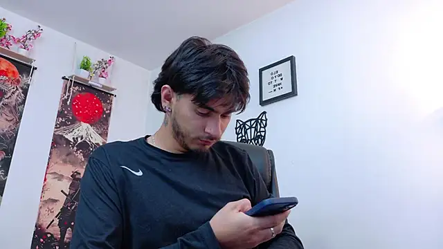 Snapshot of Elian_savoy chatting on July 2026 03:46:02 AM Elian savoy online show from July 2026 03:46:02 AM