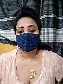 Snapshot of Mow_955 chatting on November 2025 01:12:02 PM Mow 955 online show from November 2025 01:12:02 PM