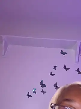 Snapshot of Moxhavix chatting on November 2025 07:18:02 AM Moxhavix online show from November 2025 07:18:02 AM