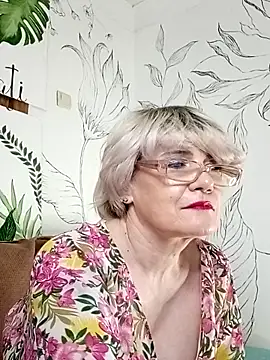 Catty Lady online show from May 2026 07:31:01 PM