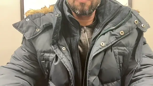 pranastro00 online show from November 2025 04:40:01 PM