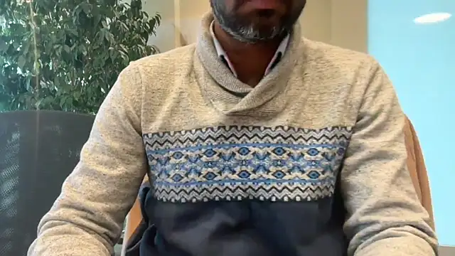 pranastro00 online show from November 2025 03:00:02 PM