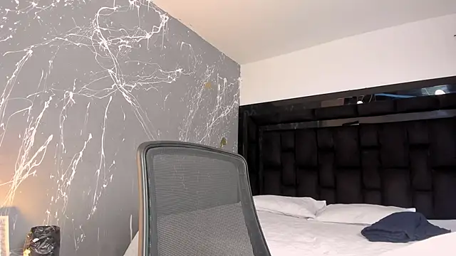 ZoeWestt online show from October 2025 01:11:02 PM
