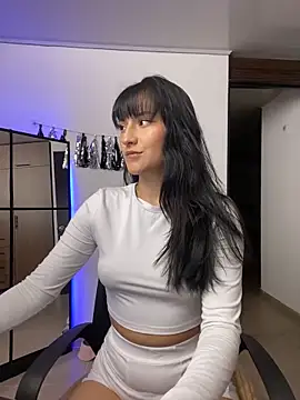 lenkaa online show from February 2026 11:41:02 PM