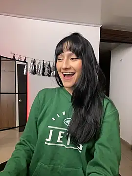 lenkaa online show from February 2026 11:32:01 PM