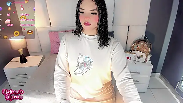 Snapshot of LiaFernandaa chatting on November 2025 01:11:02 PM LiaFernandaa online show from November 2025 01:11:02 PM