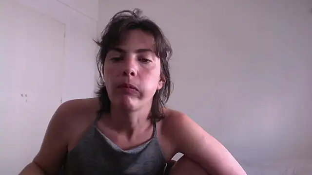 Snapshot of RenataWet chatting on January 2026 05:18:02 PM RenataWet online show from January 2026 05:18:02 PM