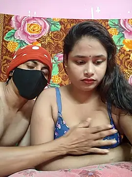 Seducing couple online show from July 2026 03:47:02 AM