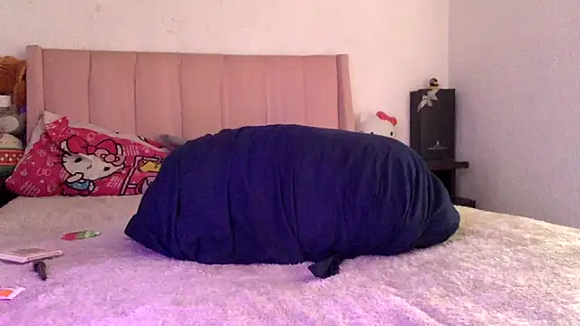 Snapshot of Akanett_cxtt chatting on November 2025 07:16:01 PM Akanett cxtt online show from November 2025 07:16:01 PM