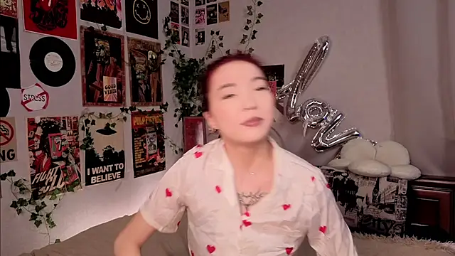 OdetteBiddy online show from February 2026 08:10:01 PM