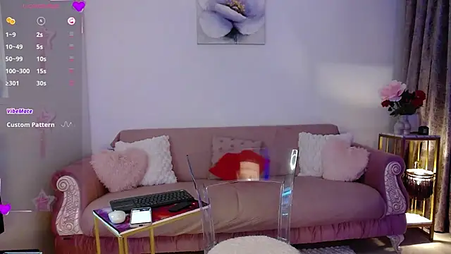 oliviathea online show from October 2025 09:54:02 PM