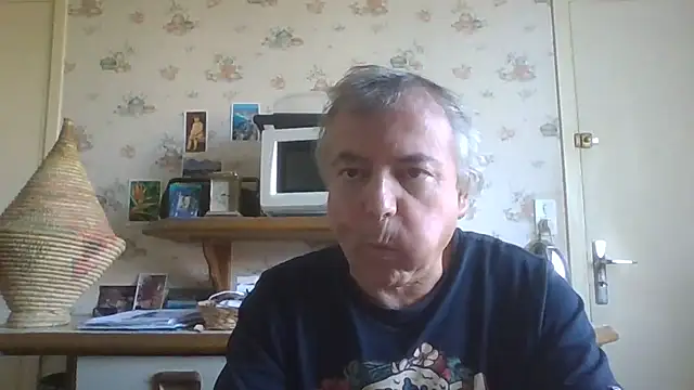 Snapshot of gegevincent chatting on October 2025 12:38:02 PM gegevincent online show from October 2025 12:38:02 PM