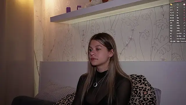 Snapshot of AnneVerity chatting on November 2025 07:35:02 PM AnneVerity online show from November 2025 07:35:02 PM