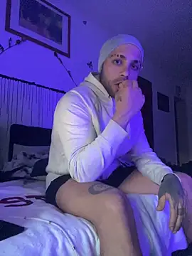 1Richrichard1 online show from April 2026 04:54:01 AM