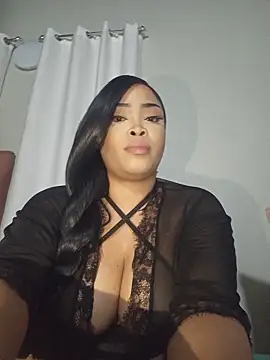 MadamPinky online show from June 2026 07:08:02 PM