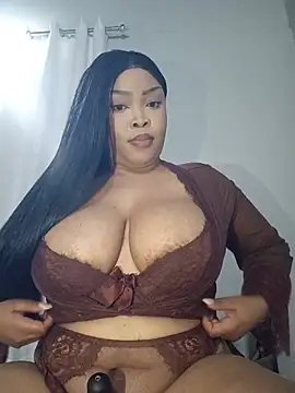MadamPinky online show from July 2026 03:43:01 PM